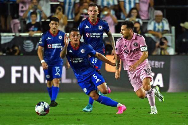 1689994515036029425.jpg 1546732634-612x612.jpg