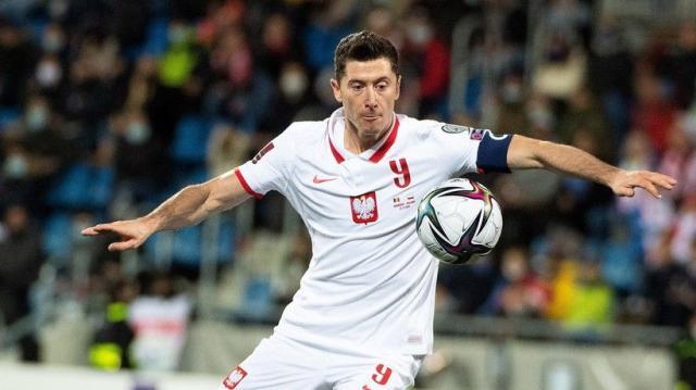 1637948450975071545.jpg 85bae388fe.jpg