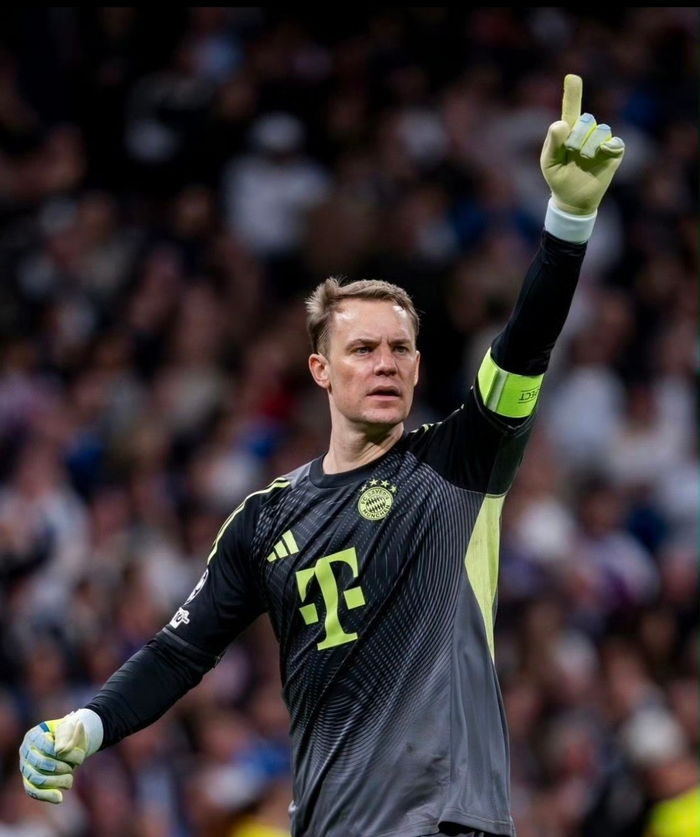 开云移动端-皇马三线溃败恐再迎四大皆空，西甲欧冠双线崩盘|巴塞罗那|国王杯|曼城|拜仁|马洛卡_新浪体育_新浪新闻